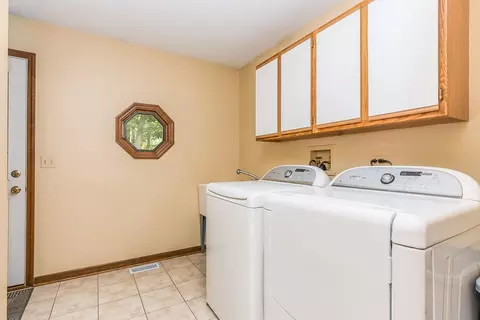52 Chippewa Dr, Oswego, IL 60543 photo 24