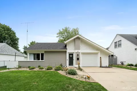 64 Ingleshire Rd, Montgomery, IL 60538