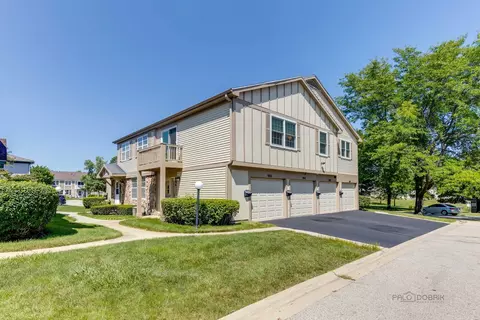 406 Fernwood Ct #0, Vernon Hills, IL 60061