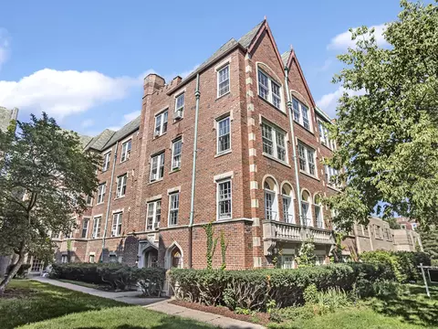 815 Brummel St #2, Evanston, IL 60202