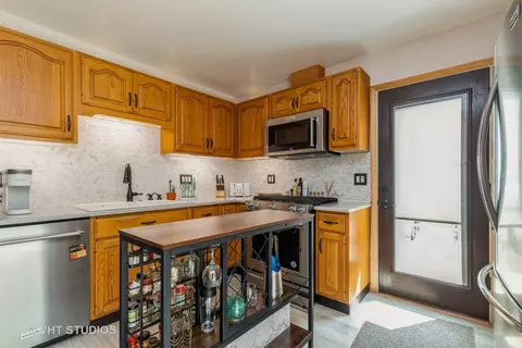 4919 Willow Ln, Mchenry, IL 60050 photo 6