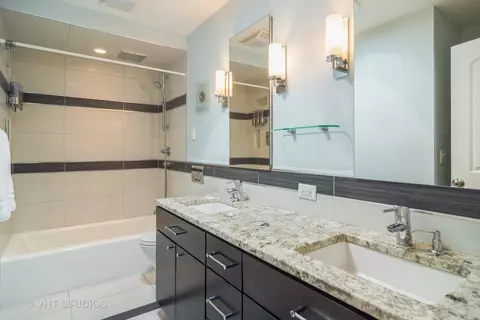 4275 Haman Ave, Hoffman Estates, IL 60192 photo 17