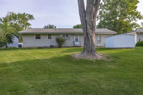 307 Garfield Dr, Bloomington, IL 61701 photo 33