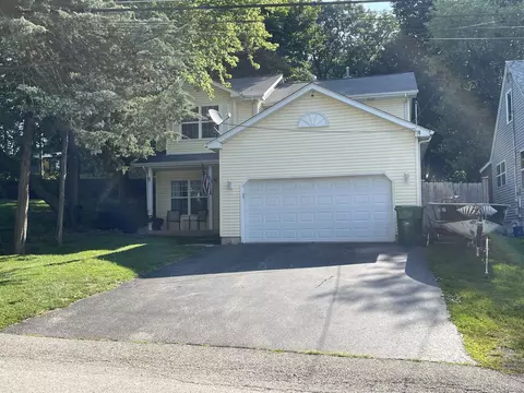 53 Highview Ave, Fox Lake, IL 60020