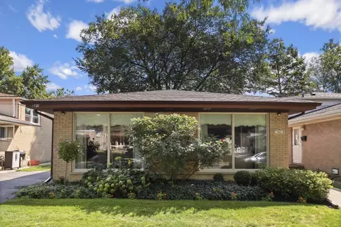921 Leamington Ave, Glenview, IL 60025