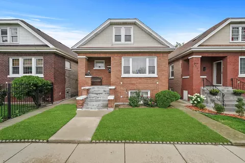 2819 S Kilbourn Ave, Chicago, IL 60623