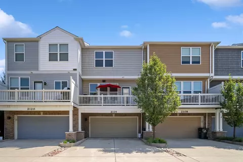 2114 Dauntless Dr, Glenview, IL 60026 photo 16