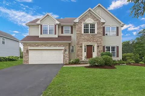 275 Bradford Cir, Batavia, IL 60510