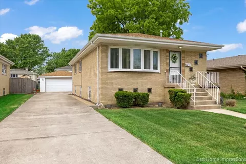 10420 Laporte Ave, Oak Lawn, IL 60453