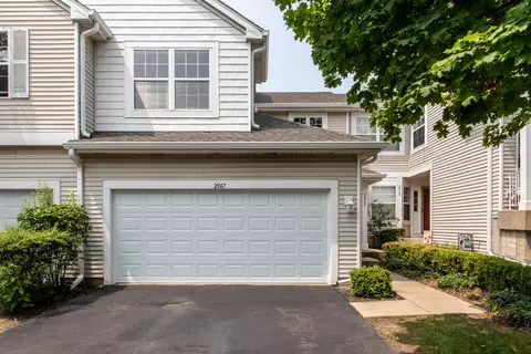 2067 Orchard Ln, Carpentersville, IL 60110