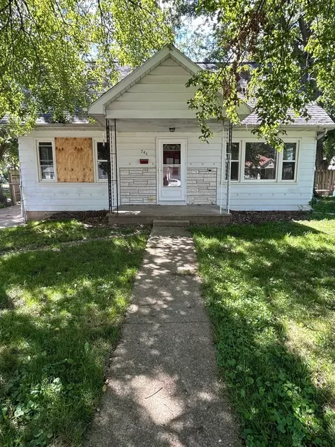 Undisclosed, Canton, IL 61520