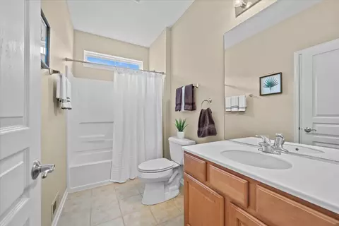2507 Edgewater Dr, Elgin, IL 60124 photo 6