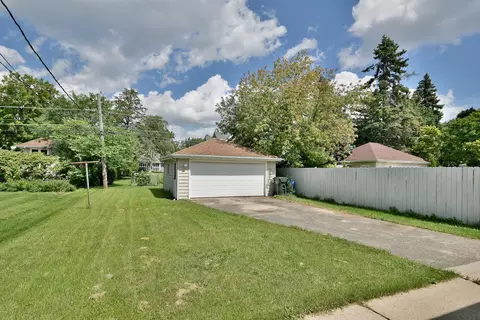 1052 E Prairie Ave, Des Plaines, IL 60016 photo 30