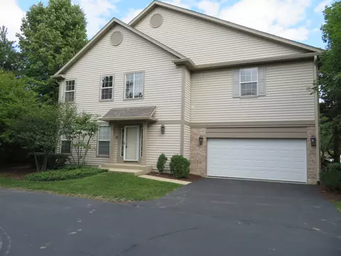 2188 Yale Cir, Hoffman Estates, IL 60192