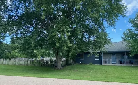 1877 Irene Rd, Lake Holiday, IL 60548