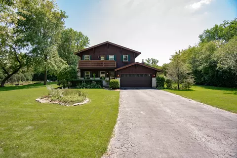 1265 Margate Ln, Green Oaks, IL 60048