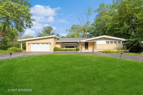 809 Bruce Ave, Flossmoor, IL 60422