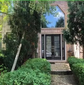 21601 W Lakeview Pkwy, Mundelein, IL 60060