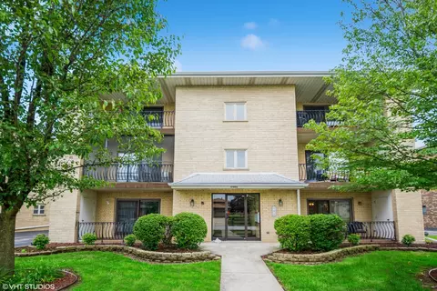 17003 Grissom Dr #1S, Tinley Park, IL 60477