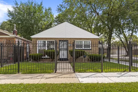 4459 S Leamington Ave, Chicago, IL 60638 photo 1