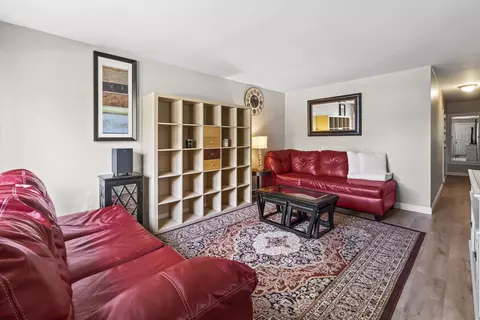 4459 S Leamington Ave, Chicago, IL 60638 photo 3
