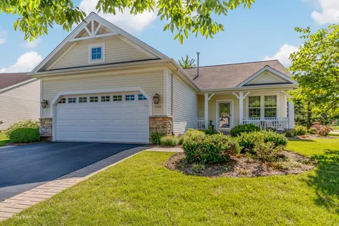 11516 Primrose Ct, Huntley, IL 60142