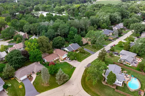 312 Sharon Dr, Barrington, IL 60010 photo 8