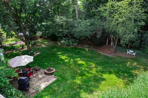 312 Sharon Dr, Barrington, IL 60010 photo 5