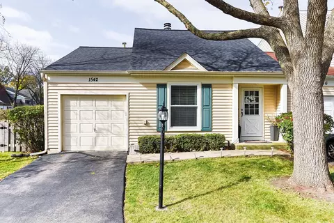 1542 N Dartmoor Ave, Palatine, IL 60067