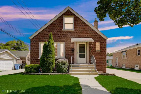 10315 S Whipple St, Chicago, IL 60655