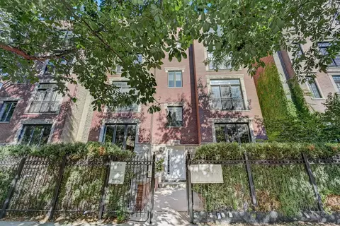 1367 N Mohawk St #3N, Chicago, IL 60610