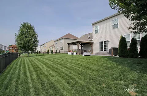 3671 Shaughnessy Dr, Elgin, IL 60124 photo 27