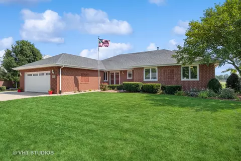 19711 Scarth Ln, Mokena, IL 60448