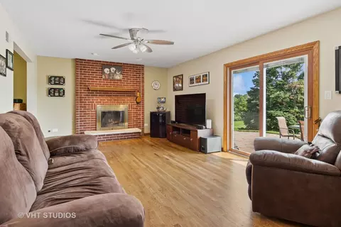 19711 Scarth Ln, Mokena, IL 60448 photo 11