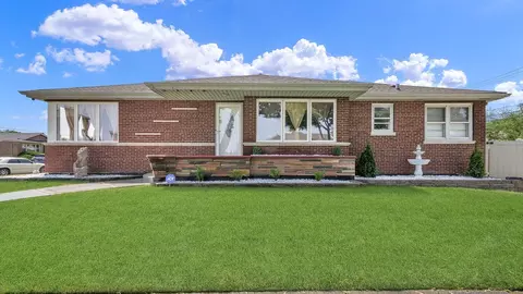 3800 W 84th Pl, Chicago, IL 60652