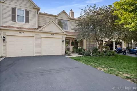 3457 Saint Barthelemy Ln, Aurora, IL 60504