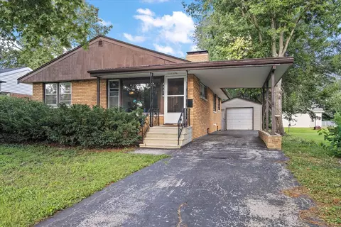 444 S Adelaide St, Normal, IL 61761