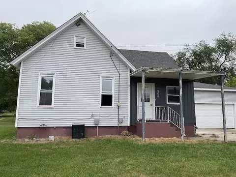 308 W South Ave, Annawan, IL 61234