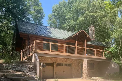8108 Crystal Springs Rd, Bull Valley, IL 60098