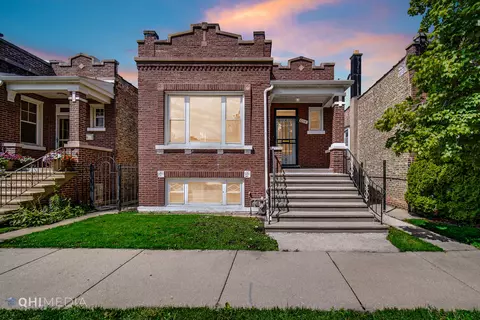 2214 S 61st Ct, Cicero, IL 60804