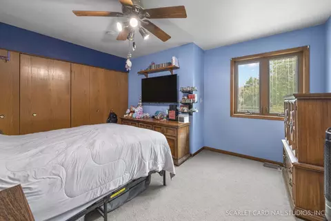 430 Ginger Ln, Elgin, IL 60120 photo 18