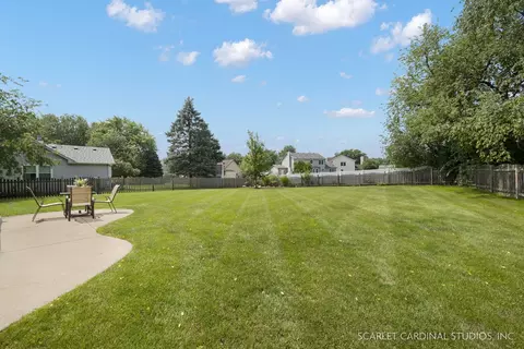 430 Ginger Ln, Elgin, IL 60120 photo 23