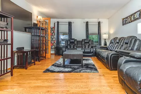 421 Johnson Ave, Morris, IL 60450 photo 7