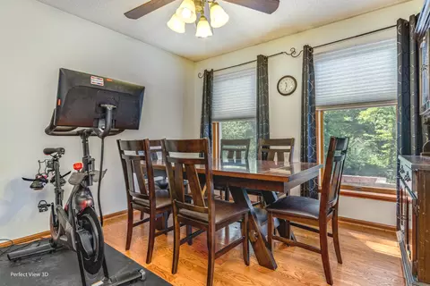 421 Johnson Ave, Morris, IL 60450 photo 9
