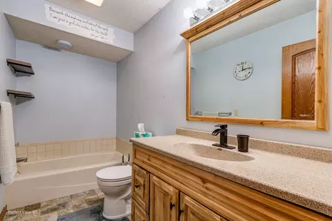 421 Johnson Ave, Morris, IL 60450 photo 20