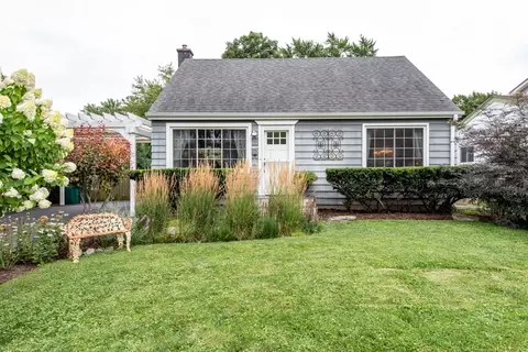 261 Bonnie Brae Ave, Grayslake, IL 60030