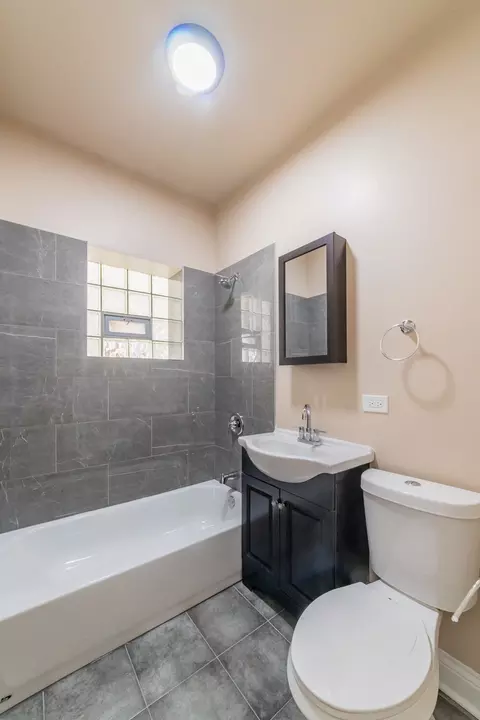 6413 S Artesian Ave, Chicago, IL 60629 photo 11