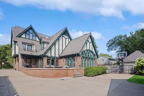 204 E May St, Elmhurst, IL 60126 photo 32