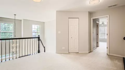 5330 Mardjetko Dr, Hoffman Estates, IL 60192 photo 29