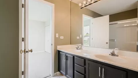 5330 Mardjetko Dr, Hoffman Estates, IL 60192 photo 30